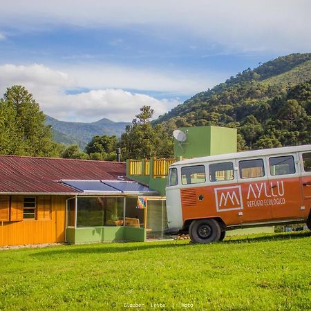 Ayllu Refugio Ecologico Hostel อูรูบิซิ ภายนอก รูปภาพ