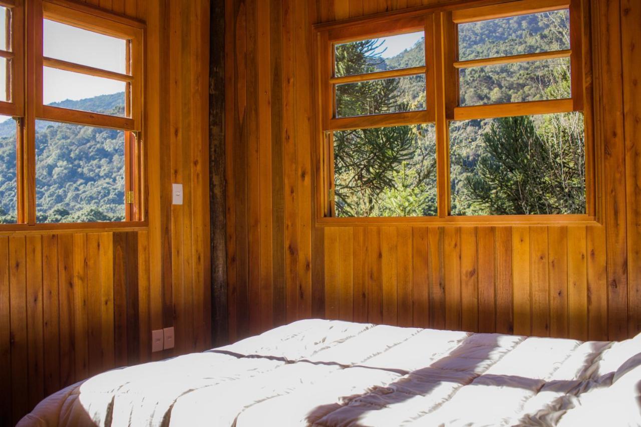Ayllu Refugio Ecologico Hostel อูรูบิซิ ภายนอก รูปภาพ